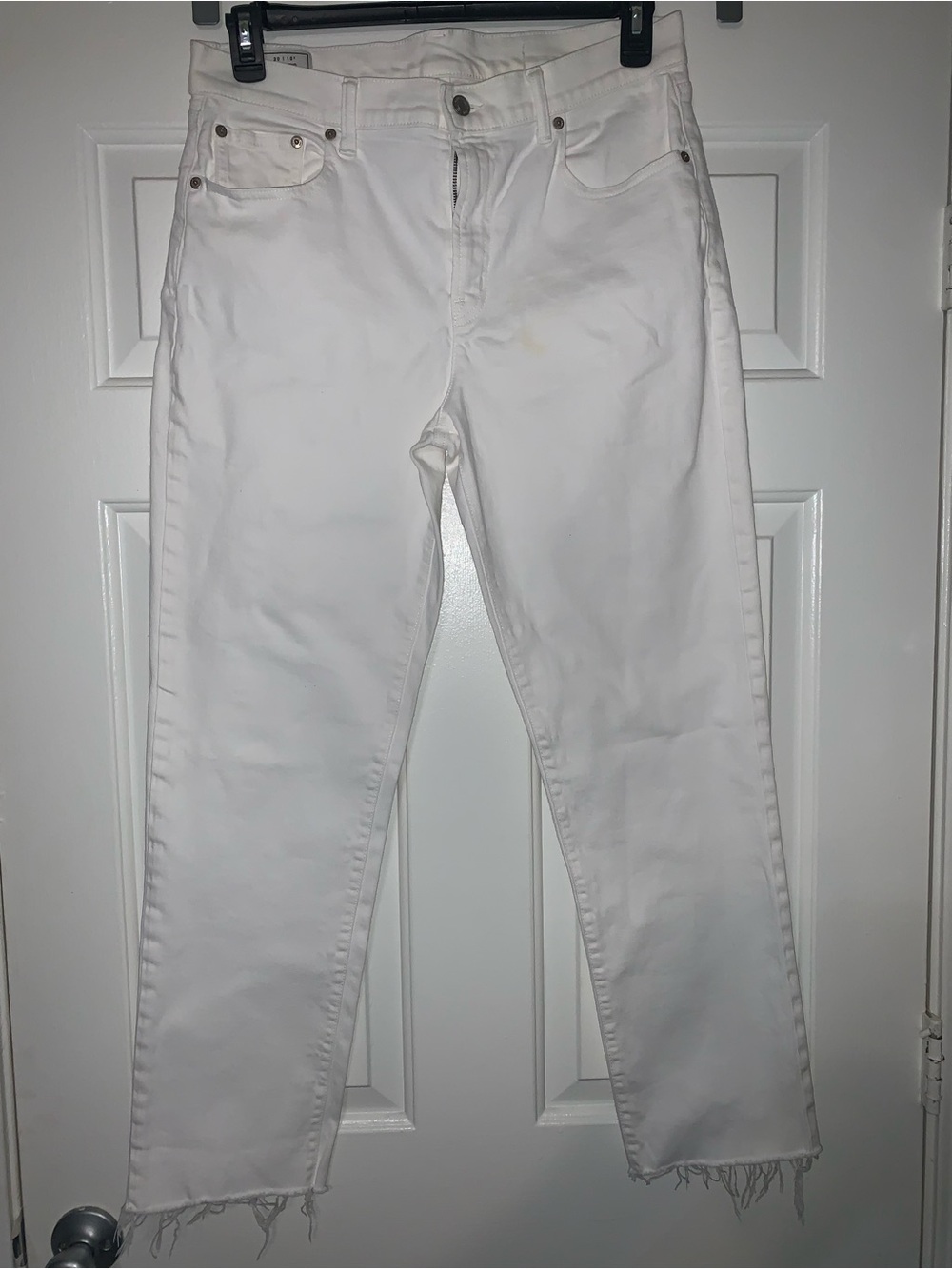 Women’s Gap “Girlfriend” Mid Rise Jeans (Size 30/10 Tall (USED Like New
